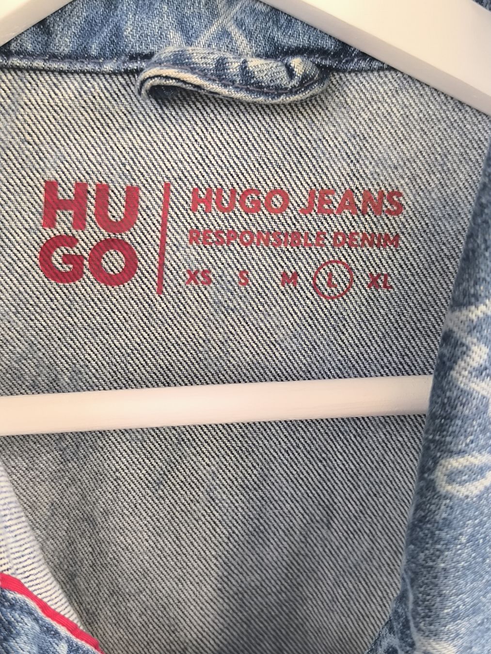 Hugo Boss Jeans: Hugo Jeans  – Nuovo (secondo la descrizione) da Oftringen venduto da Lejaleja 5