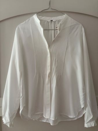 Uniqlo Bluse Rayon Pintuck weiss Grösse XS neu mit Etikett