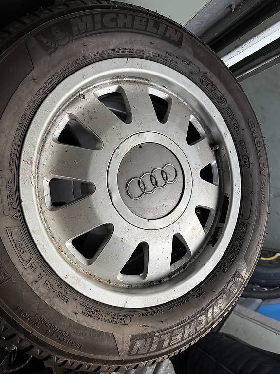 Audi Pneumatici & Ruote complete: Audi Räder 15Zoll – Usato da Frenkendorf venduto da autodiscount4123 2
