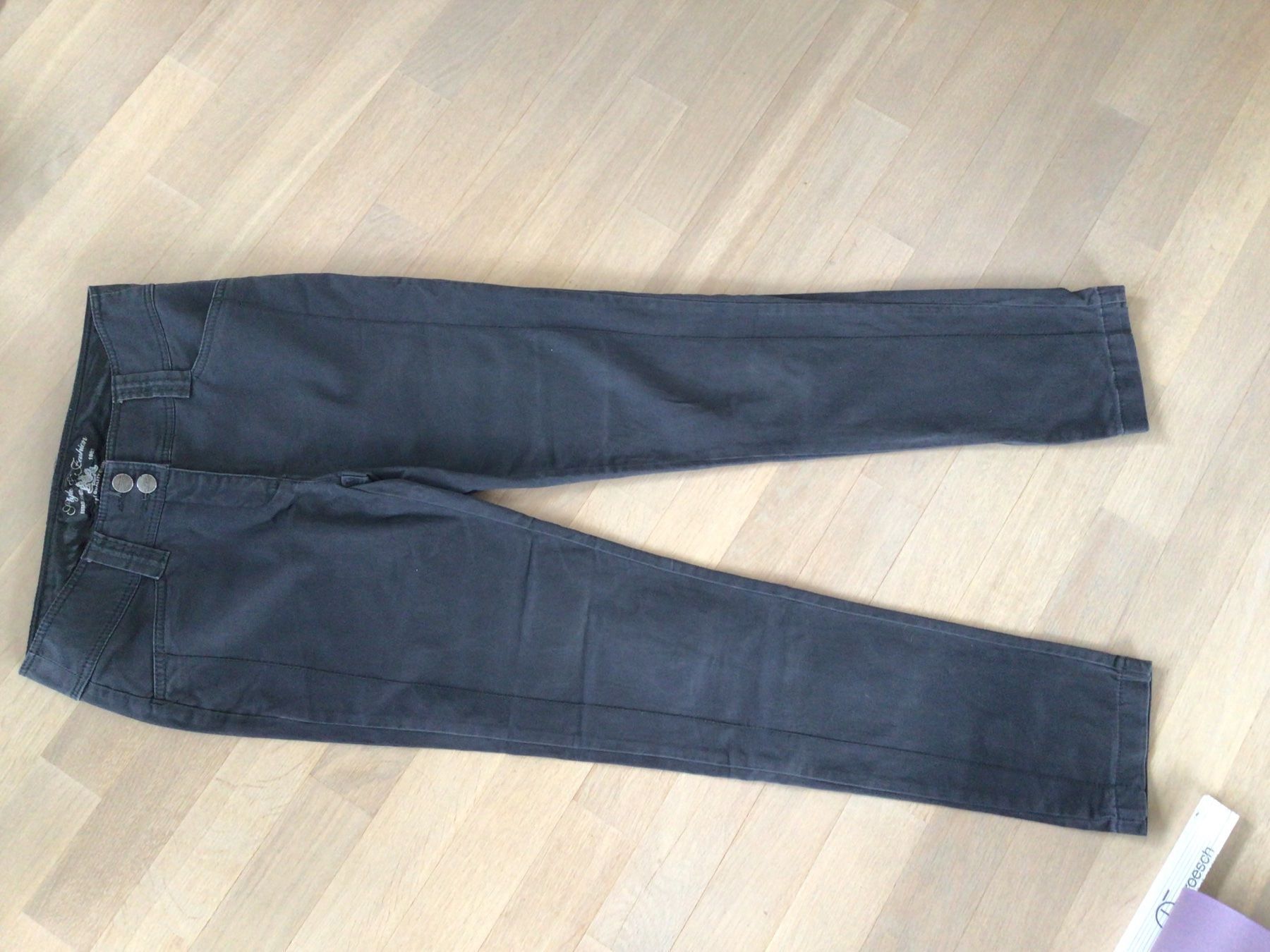 Hosen: Hose – Gebraucht aus Ettingen von gaggalari 1