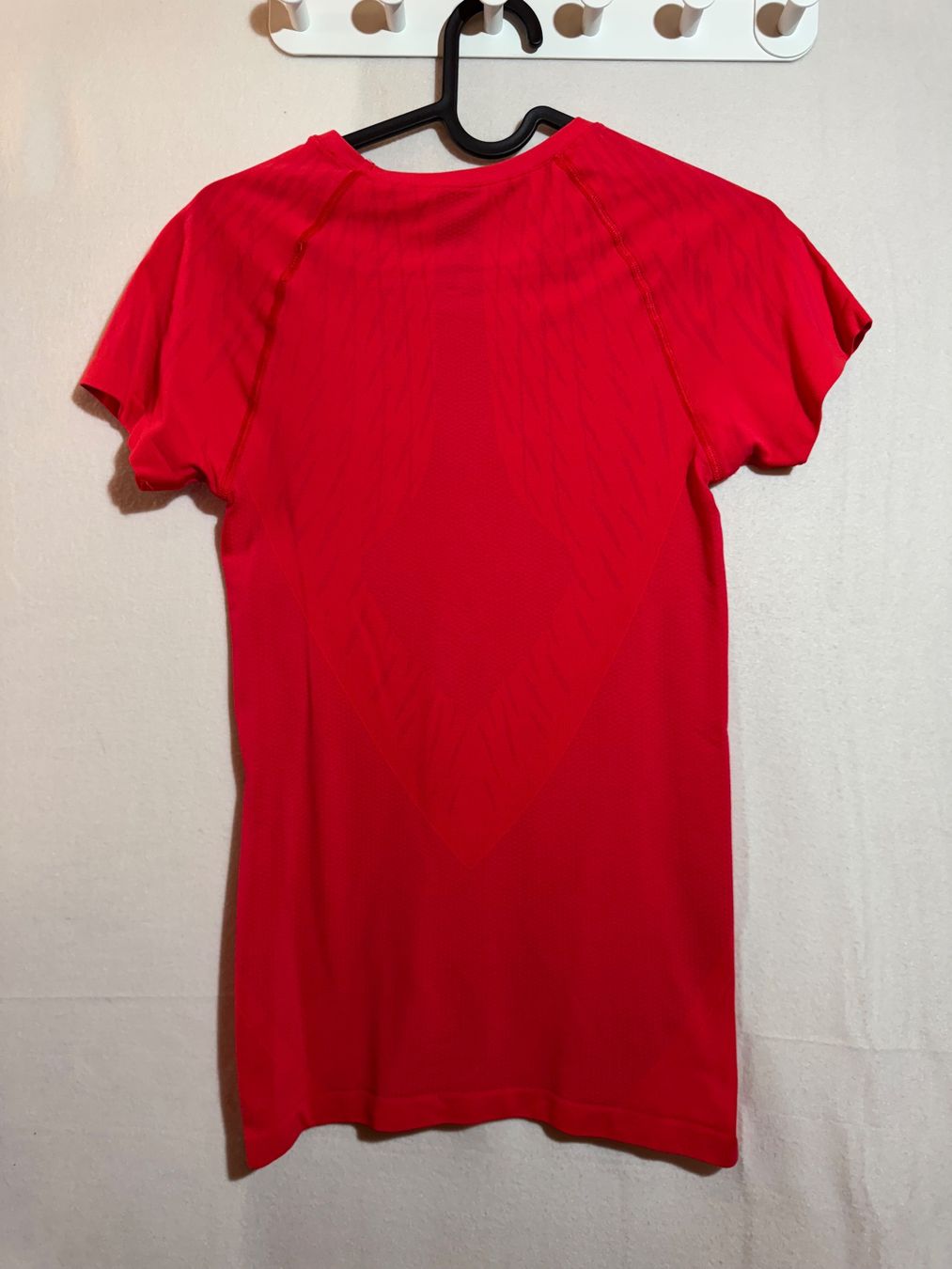 Odlo Top: Rotes Sport - Top von Odlo Gr. S – Usato da Grosswangen venduto da SALE_SALE_SALE 6
