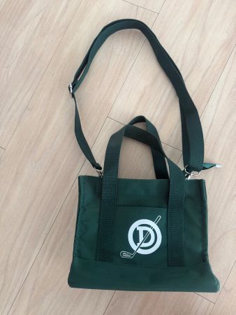 Tasche klein grün mit Golf-Logo neu 25x13x18cm