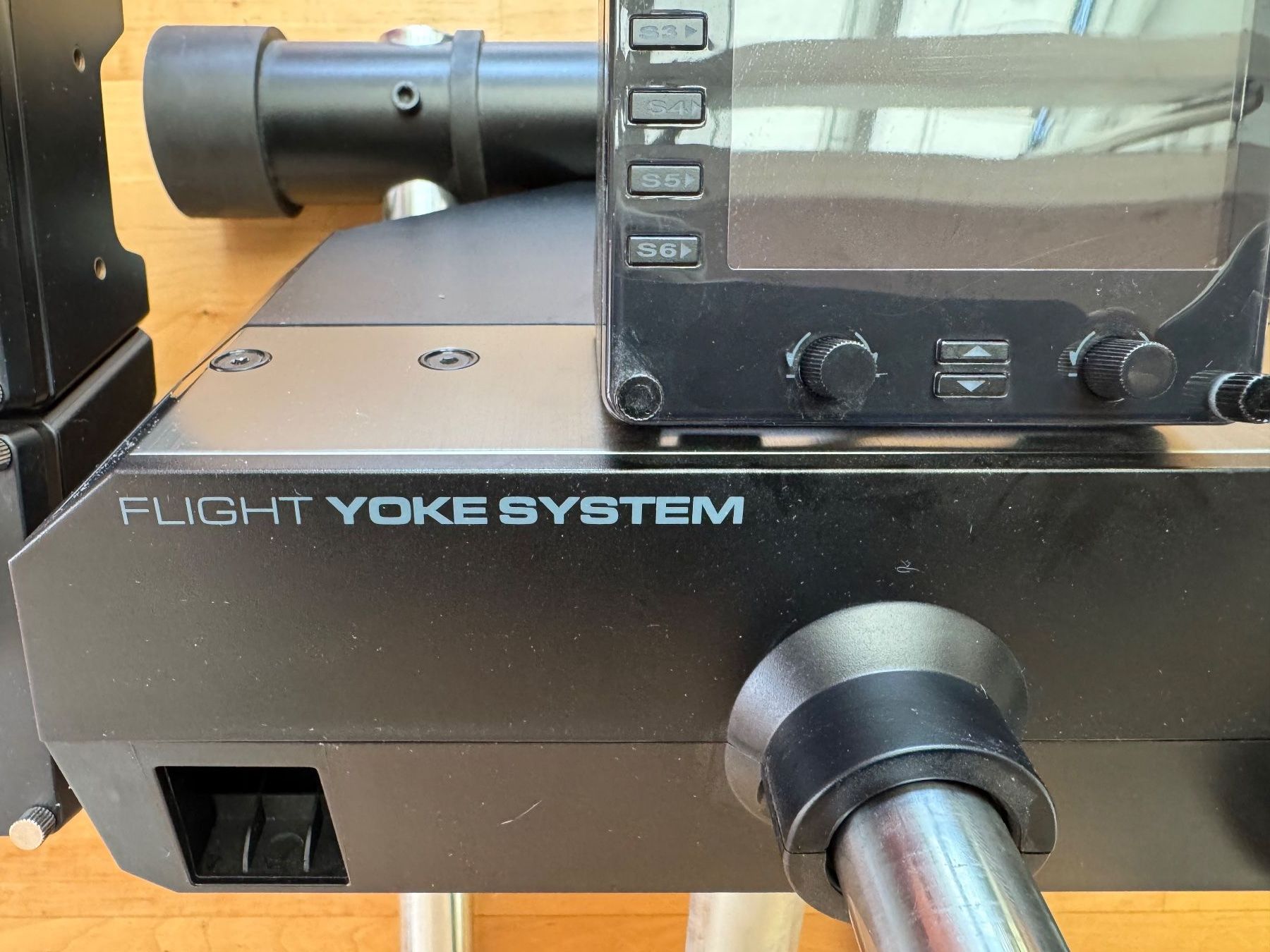 Logitech Controller: Logitech G Saitek Pro Flight Yoke System - Top Zustand! – Usato da Mägenwil venduto da Dascha69 5
