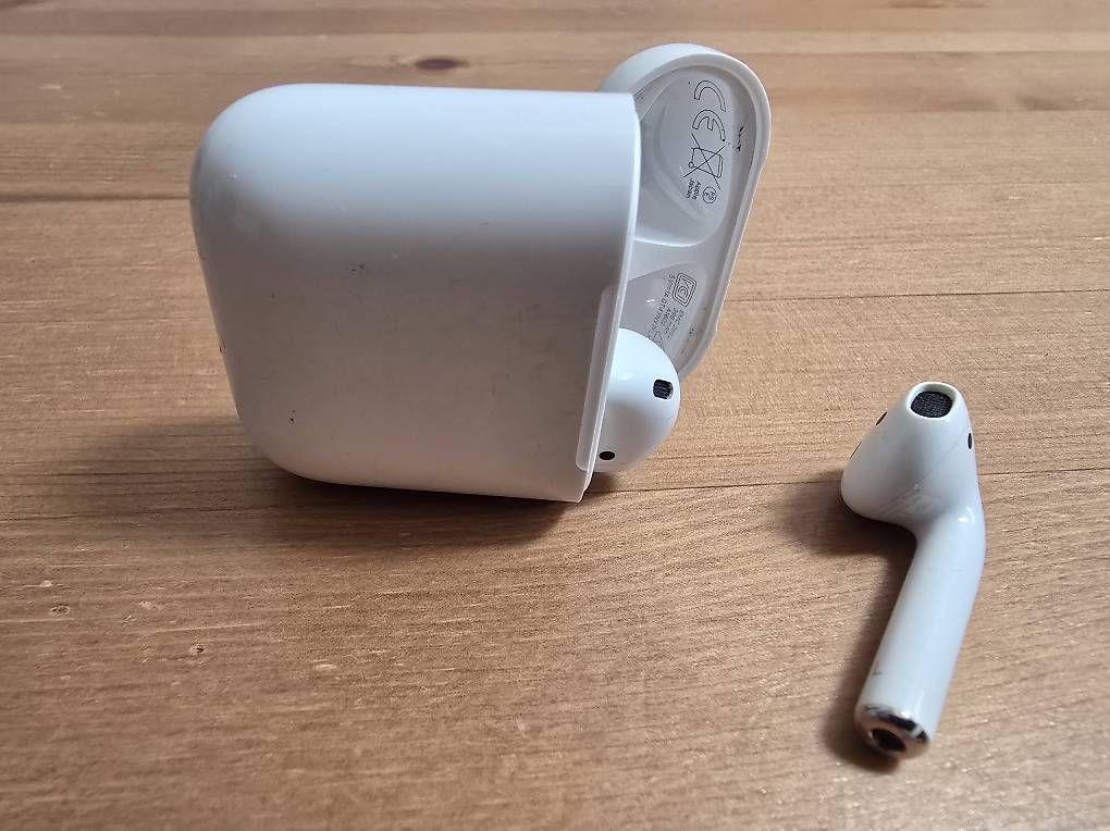 Cuffie: Airpods – Usato da Echallens venduto da bar_v2p2