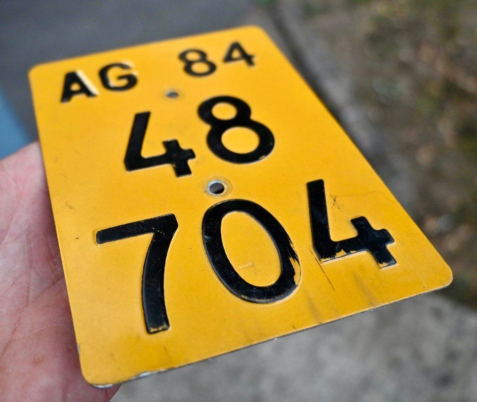 Schilder: Mofanummer AG 84 TÖFFLINUMMER 48704 – Gebraucht aus Pfaffhausen von mono_rec 5