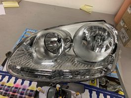 Golf V Scheinwerfer vorne links