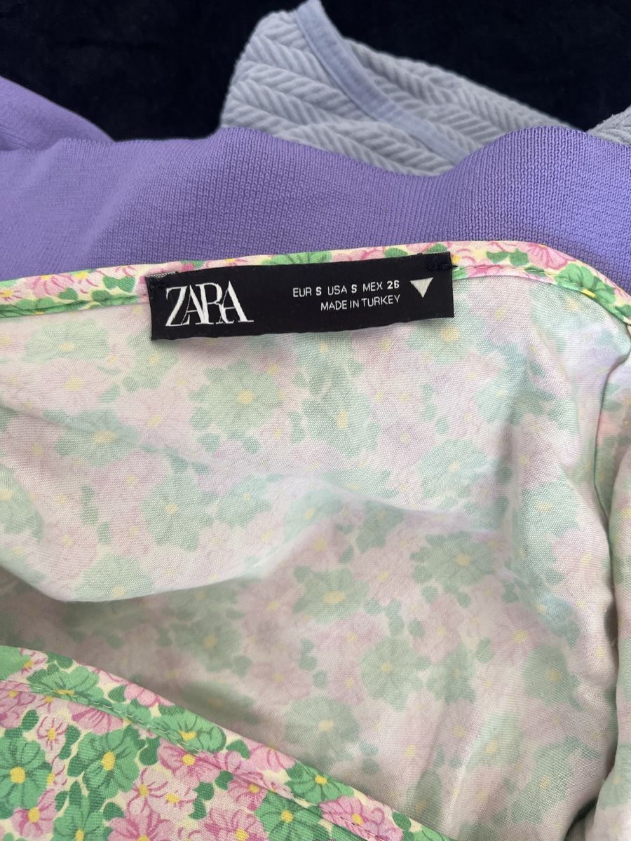 Zara Gonne: Zara Minirock Blumenmuster, Gr. S – Nuovo (secondo la descrizione) da Zürich venduto da sellingmystuff1 3