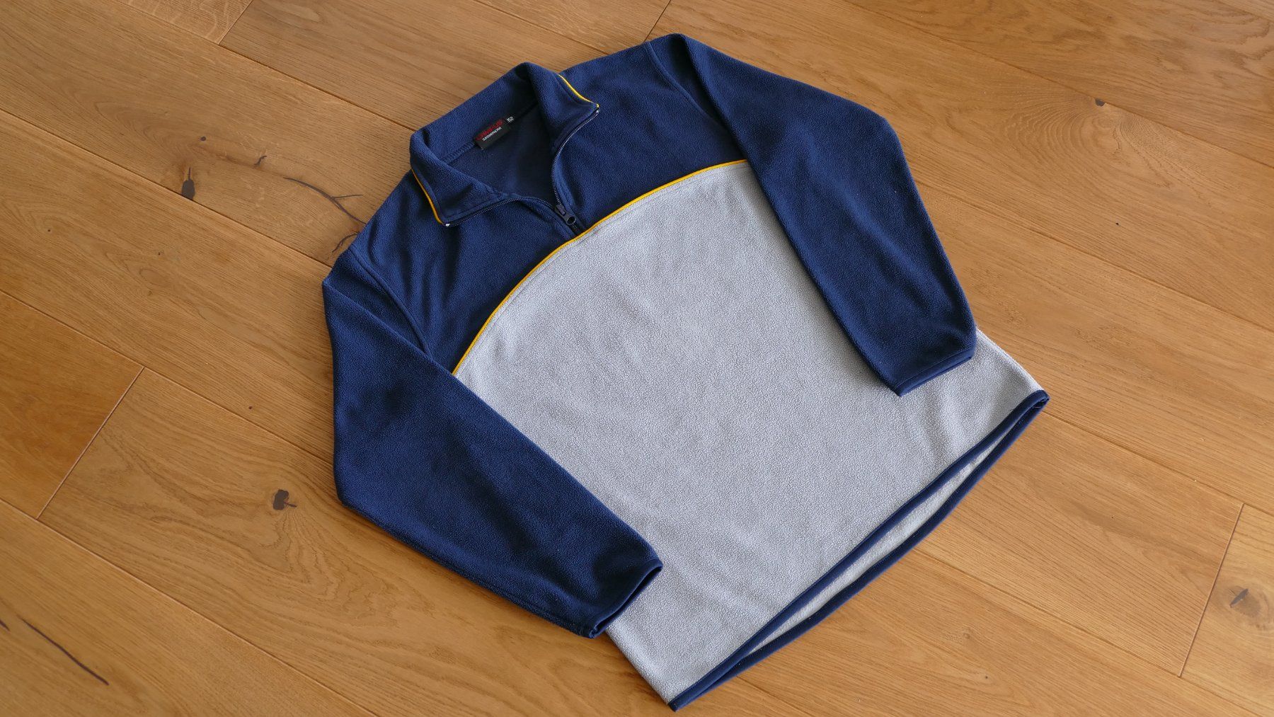 Manor Pullover & Sweatshirts: FASERPULLI FLEECE PULLOVER FASERPELZ PULLI SKIPULLI GR. 152 – Gebraucht aus ESCHENBACH SG von MAKULU04 2