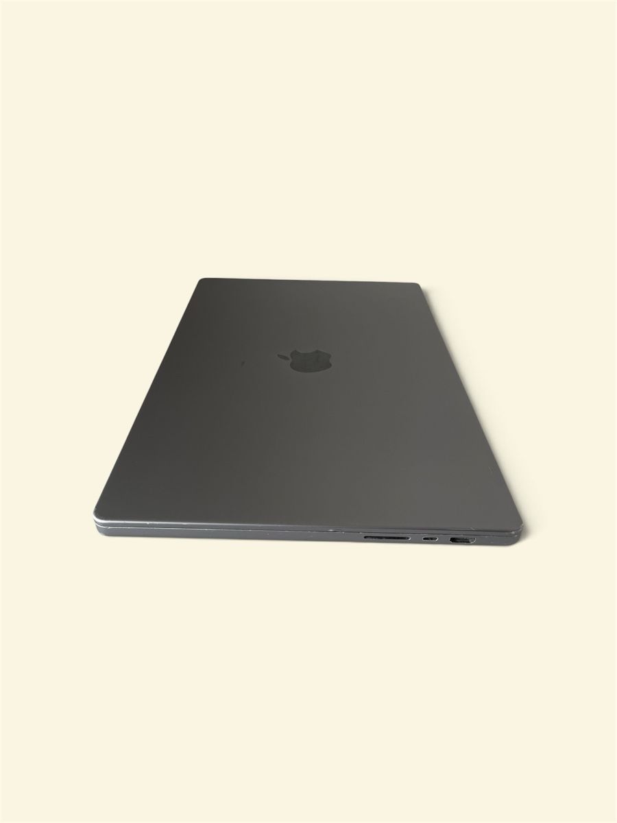 Apple Notebook: Apple MacBook Pro 16” M1 Pro (2021) – Usato da Liestal venduto da JGVOS 4