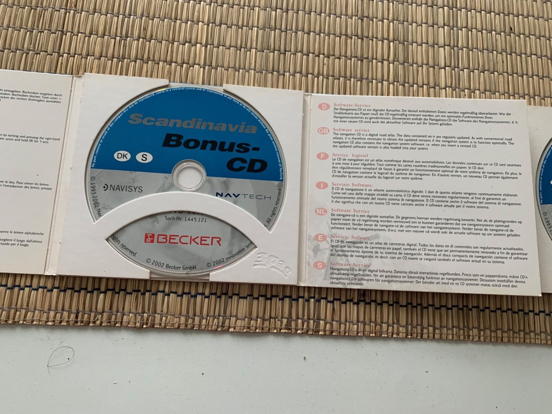 CD: Navigation Becker Automative Systems Radio +  Navigation CD – Usato da Emmen venduto da newdeal1970