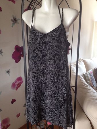 Robe Penny Black noir et blanc zébré S