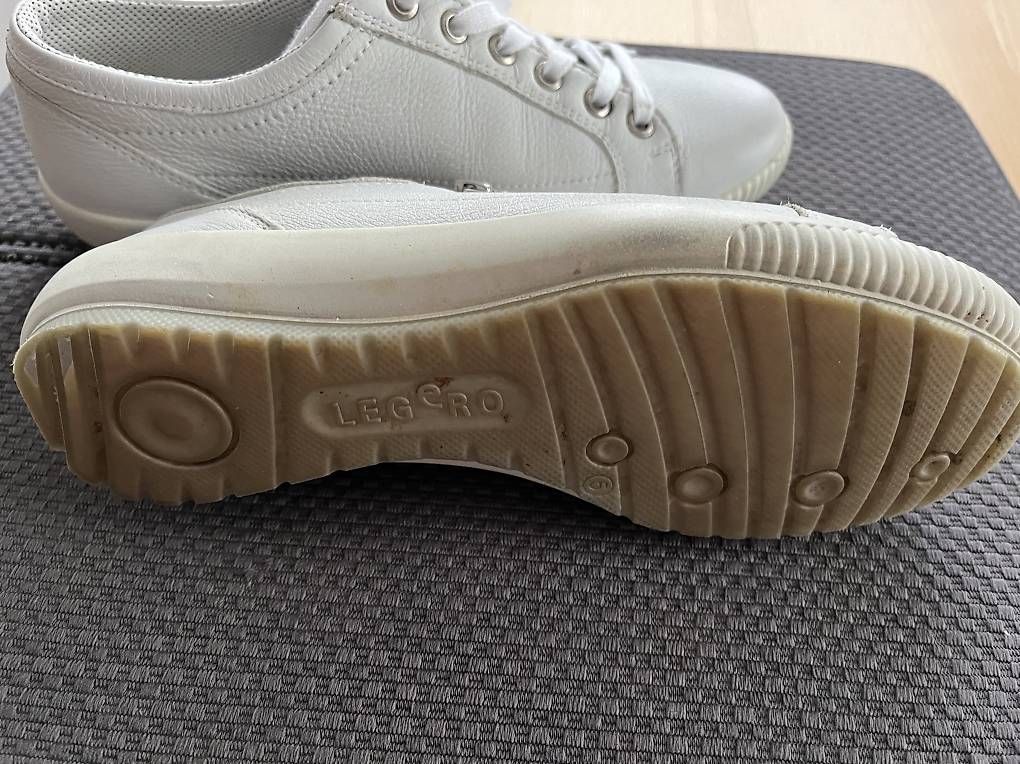 Legero Scarpe da donna: Sneaker/Halbschuh Legero Gr. 5 – Usato da Winterthur venduto da Kaija 3
