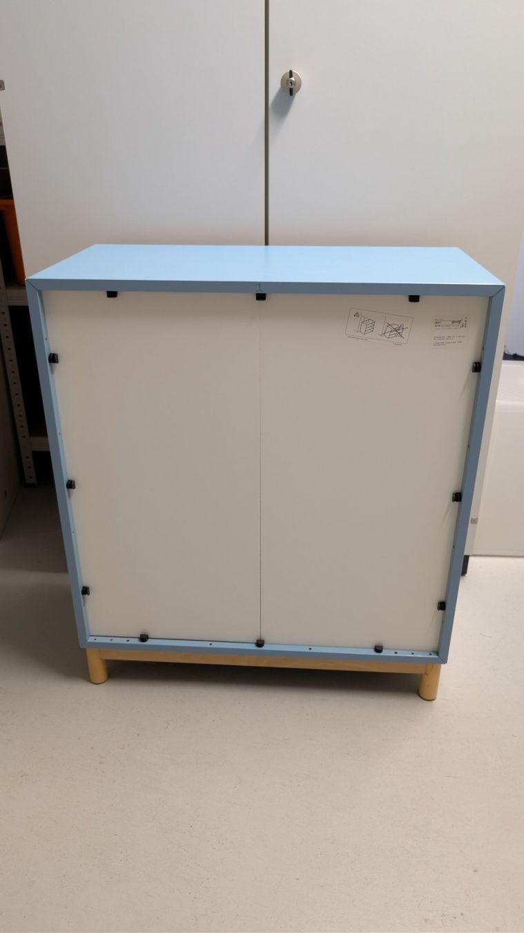 Ikea Armadi: Ikea Schrank Eket mit 4 Fächern – Usato da Seengen venduto da Trekremedy 1