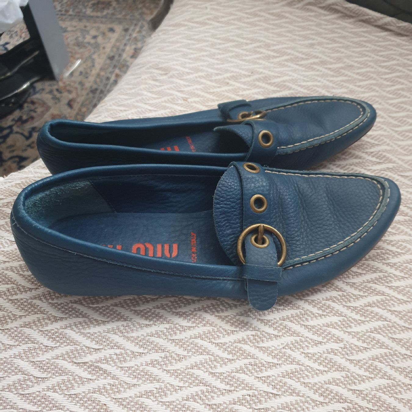 Miu Miu Chaussures femmes: Miu Miu Grösse 37 – D'occasion à Frenkendorf par Moon111 1