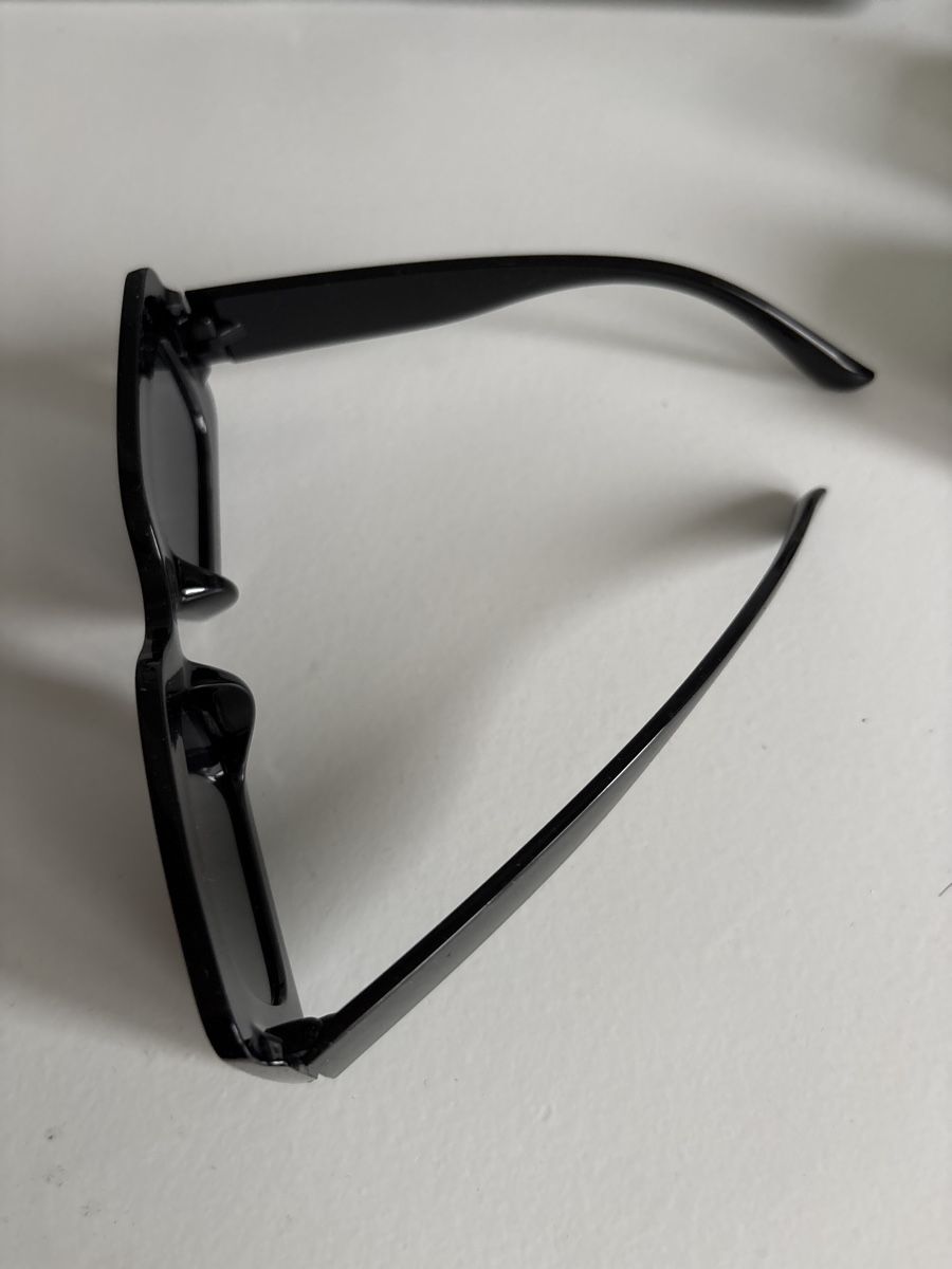 Occhiali & Lenti: Sonnenbrille schwarz – Nuovo (secondo la descrizione) da Fislisbach venduto da secondhandF 1
