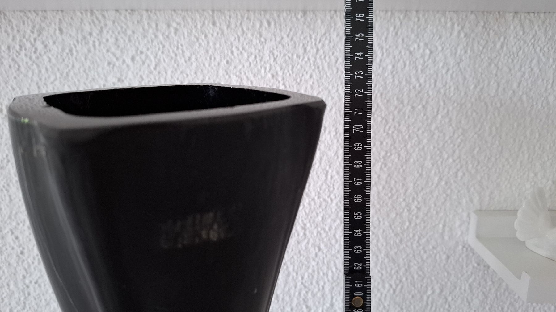 Vasen & Gefässe: Schwarze, hohe Vase, stilvoll, 72cm, – Gebraucht aus Emmen von Tigerlady 7