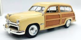 Ab1Chf!! 1:18 Ford Woody Wagon 1949 (Motor City)