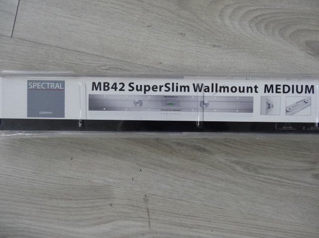Supporti a parete: SPECTRAL  Wandhalterung Super Slim – Nuovo e nell'imballaggio originale da Affoltern am Albis venduto da Sennrtv 1
