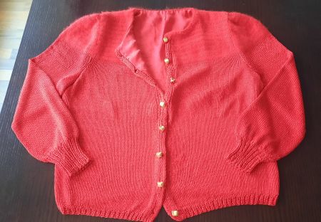 Strickjacke; Seide & weiche Wolle, gefüttert; Handarbeit