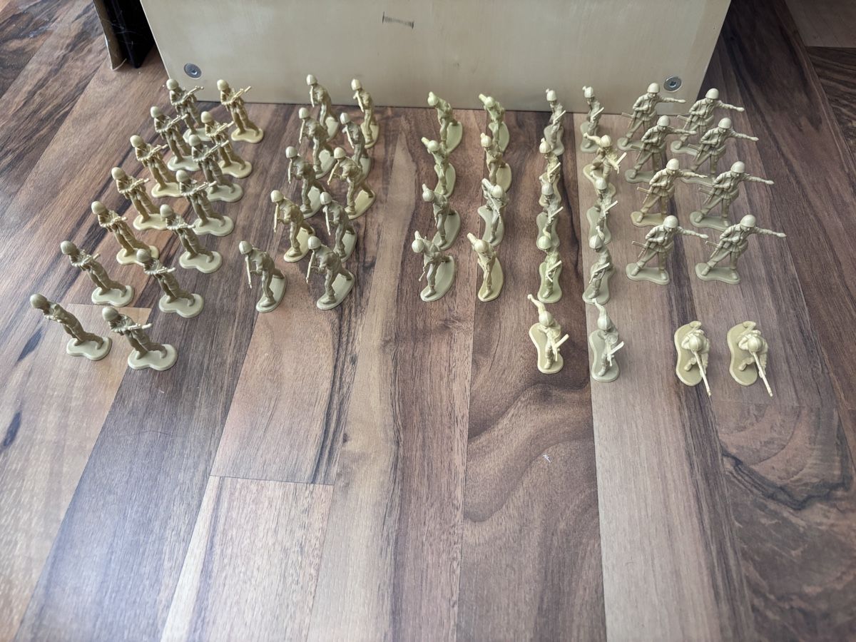 Figuren: Konvolut Armeefiguren 52stk. – Gebraucht aus Lyss von Zam_nm8g