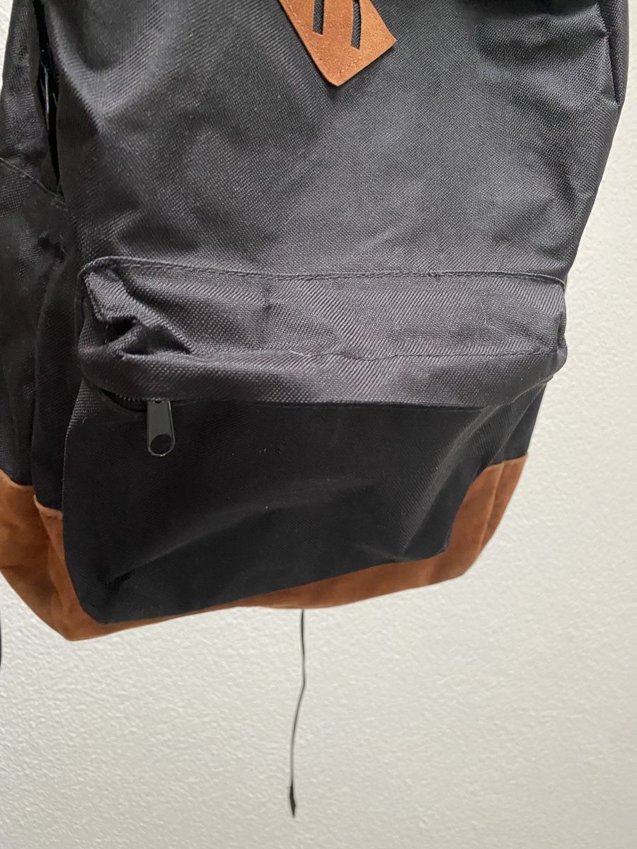 Zaini: Rucksack schwarz – Usato da Luzern venduto da oli_6x2r 1
