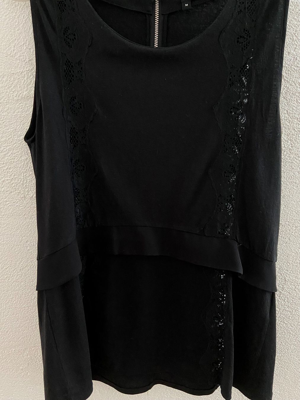 Kooples Top: Top mit Seide von The Kooples (M) – Nuovo (secondo la descrizione) da Thalwil venduto da Luninul 1