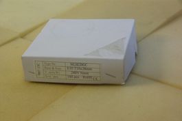 50x Glühbirnen E10 - 240V Neon -