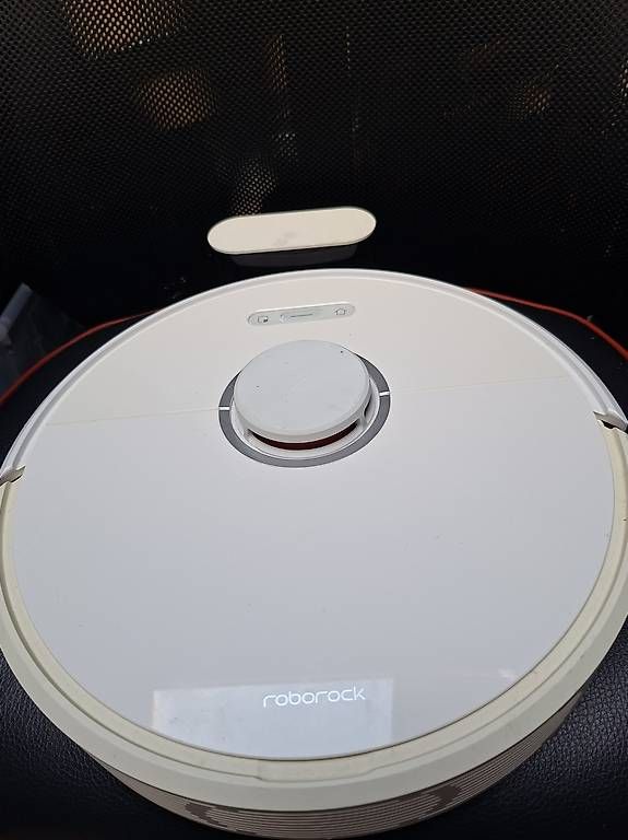 Aspirapolveri & Accessori: Robot aspirateur Roborock S6 – Usato da Crans VD venduto da Yobia8 4