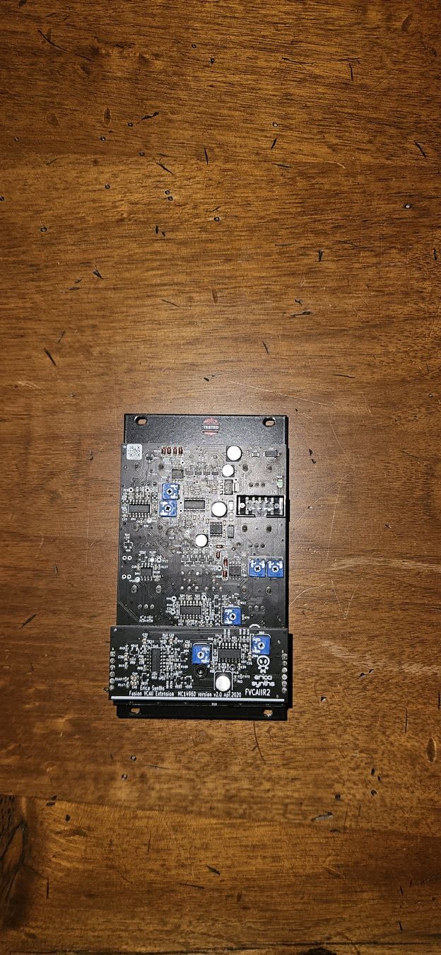 Strumenti musicali: Erica Synths Fusion VCA/Waveshaper/Ringmodulator – Nuovo (secondo la descrizione) da Vulliens venduto da irauchimax 2