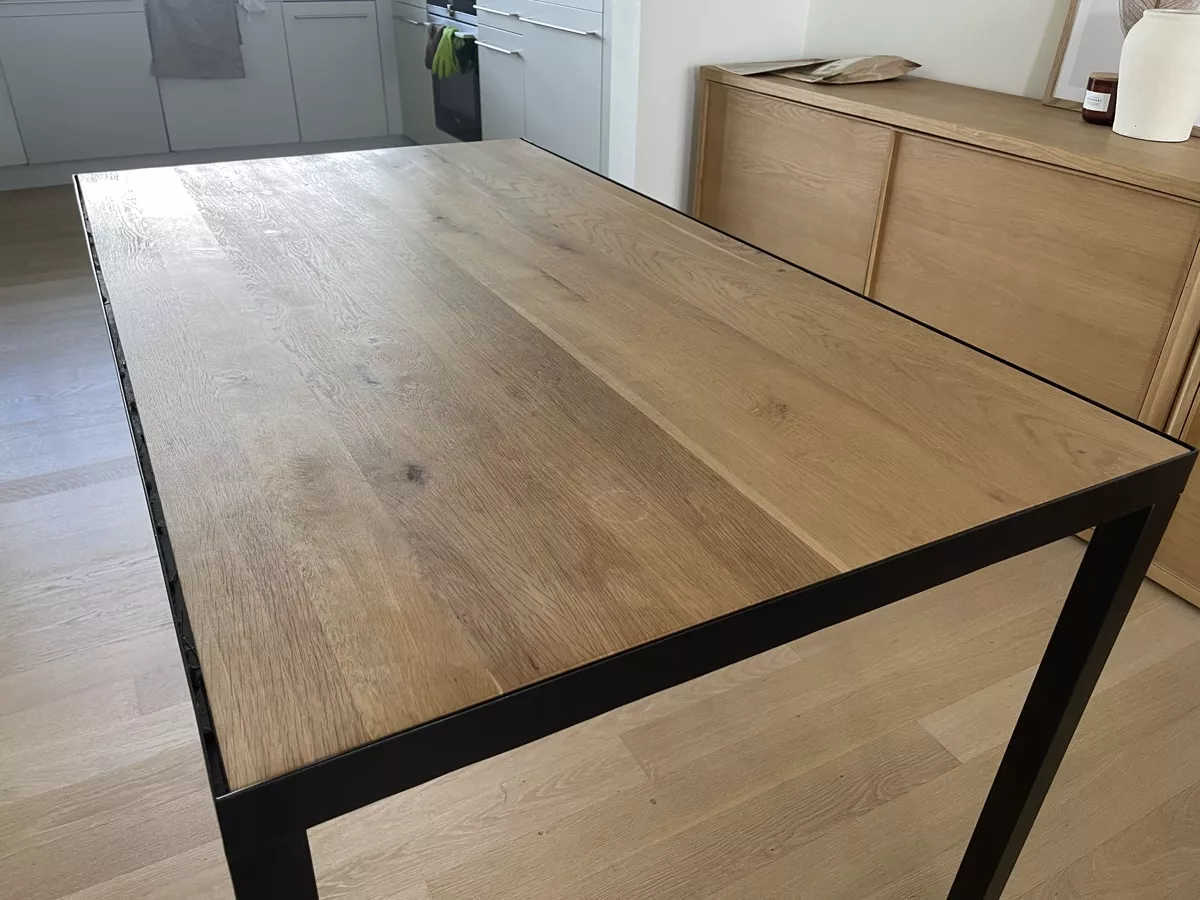 Tavoli: Esstisch 140 x 80 cm – Usato da Wallisellen venduto da JennyMayfair 2