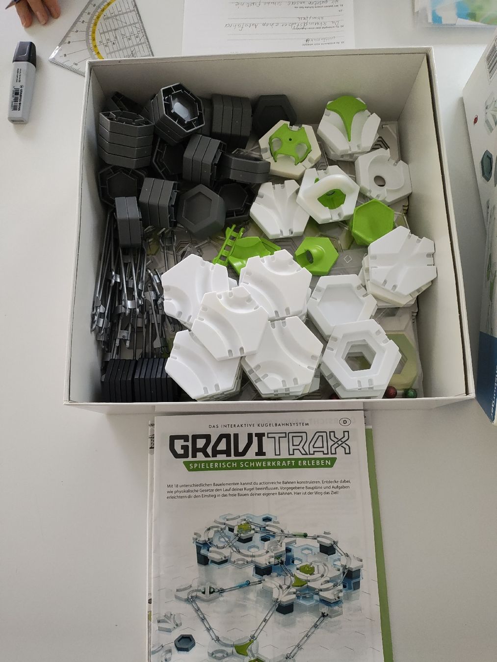 Ravensburger Spielzeuge: Gravitrax Starter Set – Gebraucht aus Stilli von Guru_8 1