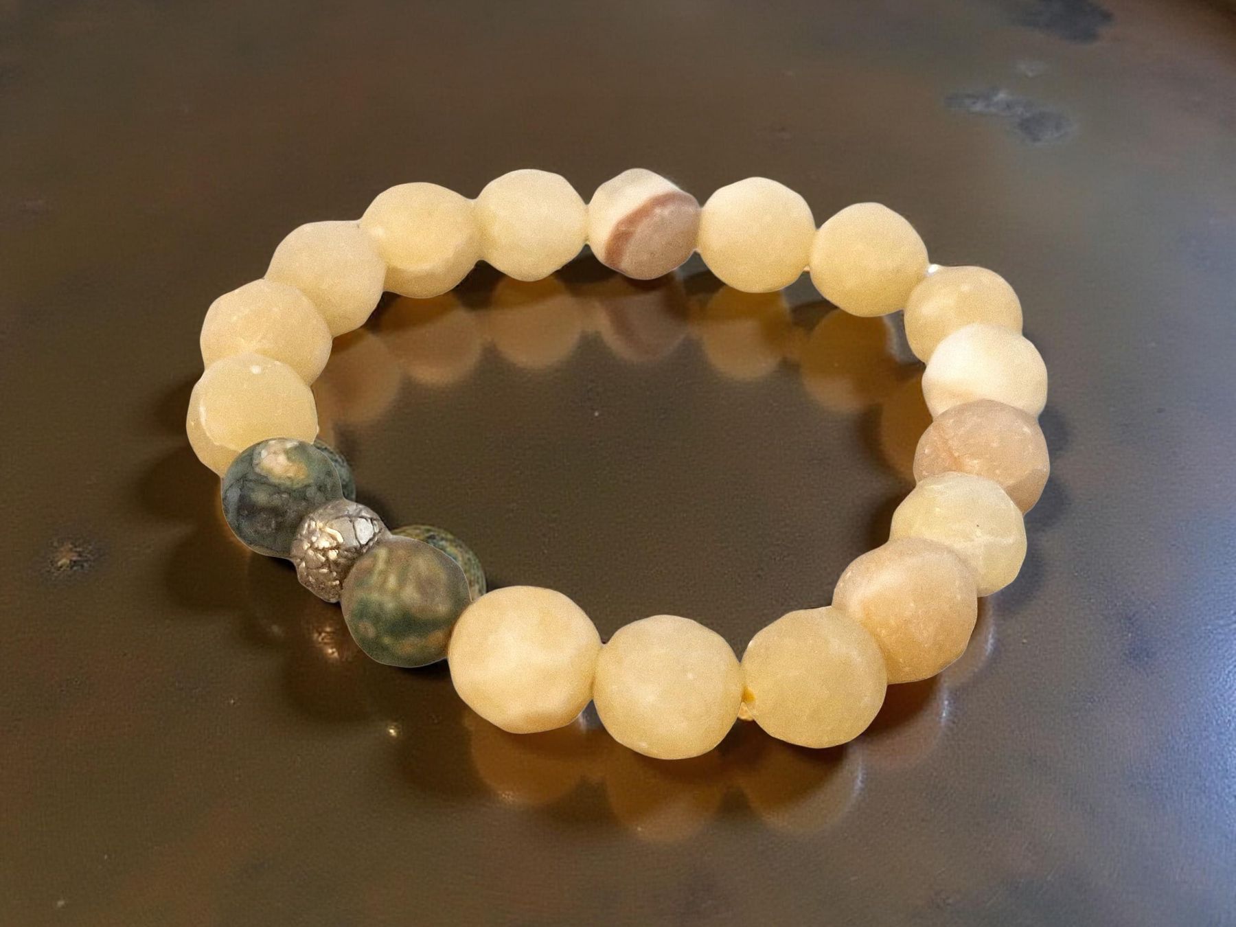 Armbänder & -reifen: Armband Aragonit, Rhyolith & Bronze – Neu und originalverpackt aus Aarau von Schmuckhoehle_MD
