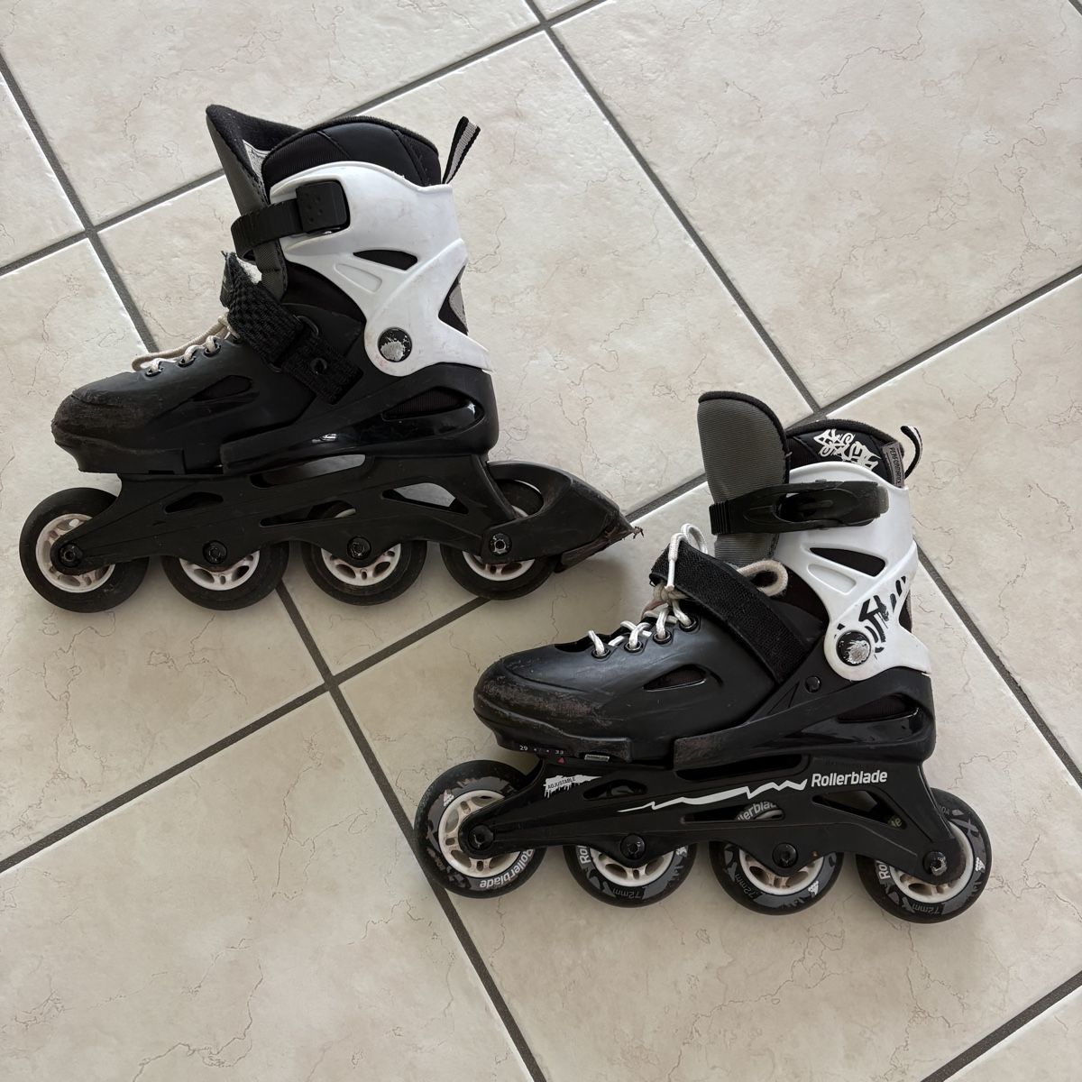 Pattini in linea & Pattini a rotelle: Rollerblades grösse 29-33 – Usato da Zimmerwald venduto da wuff81
