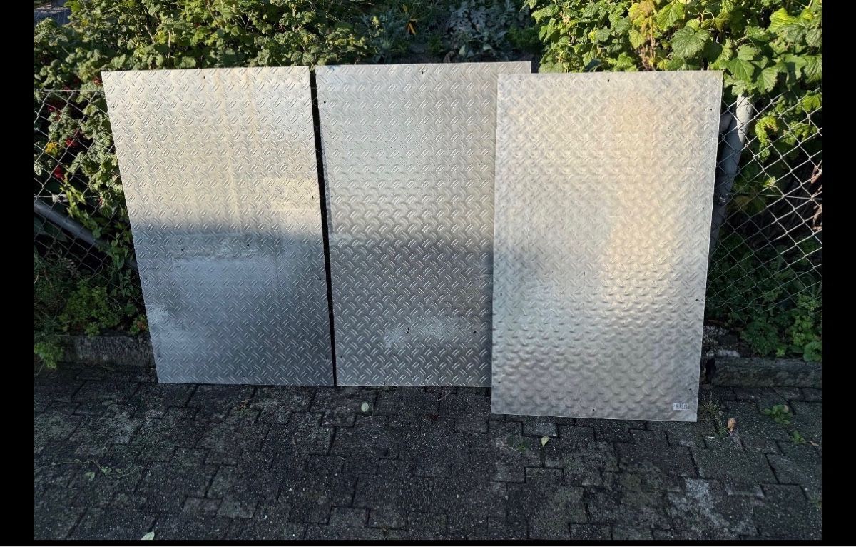 Piatti di portata: 1x Riffelblech Platte Aluminium 100x60cm – Usato da Widnau venduto da nad_z7bn 1