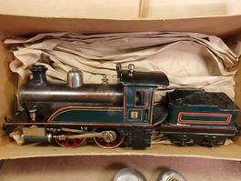 Antike Bing Echt-Dampflokomotive in Spur 0 mit OVP