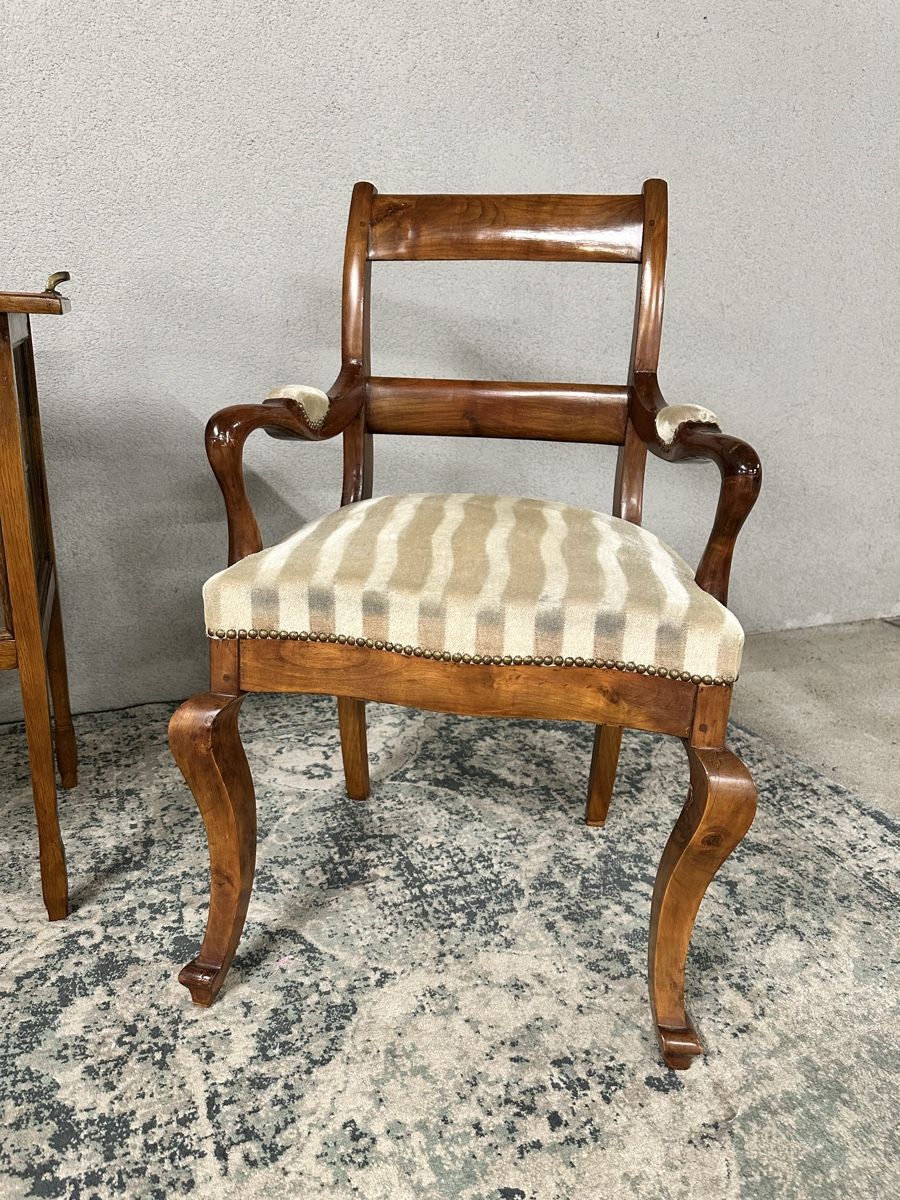 Poltrone: Biedermeier Armchair – Usato da Villmergen venduto da JacRon