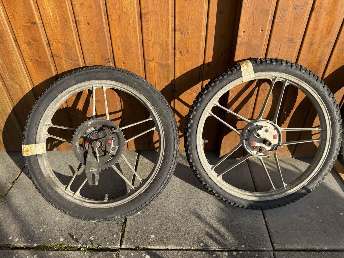 Puch Parti ricambio per ciclomotori: Puch Maxi Radsatz Gussfelgen – Usato da Glashütten venduto da Schraubermeisterz