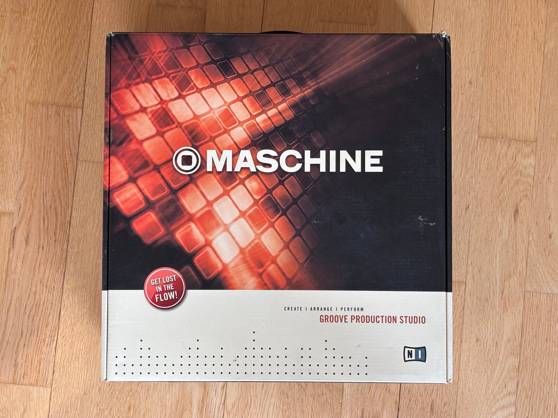 Native Instruments Strumenti musicali: Native Instruments Maschine MK1 – Usato da Bern venduto da Buendensound