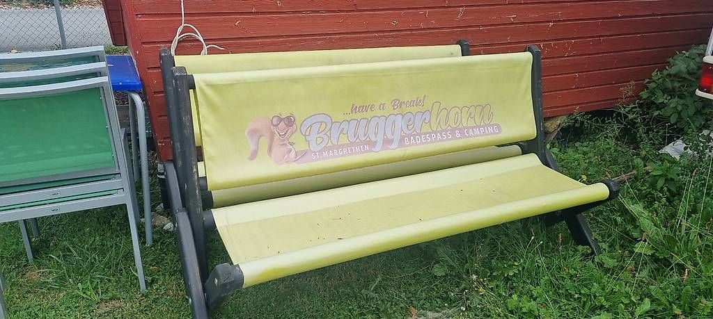 Panchine: 2 robuste Klappbänke Holz mit Stoffbezug – Usato da Rheineck venduto da inf_kv7d