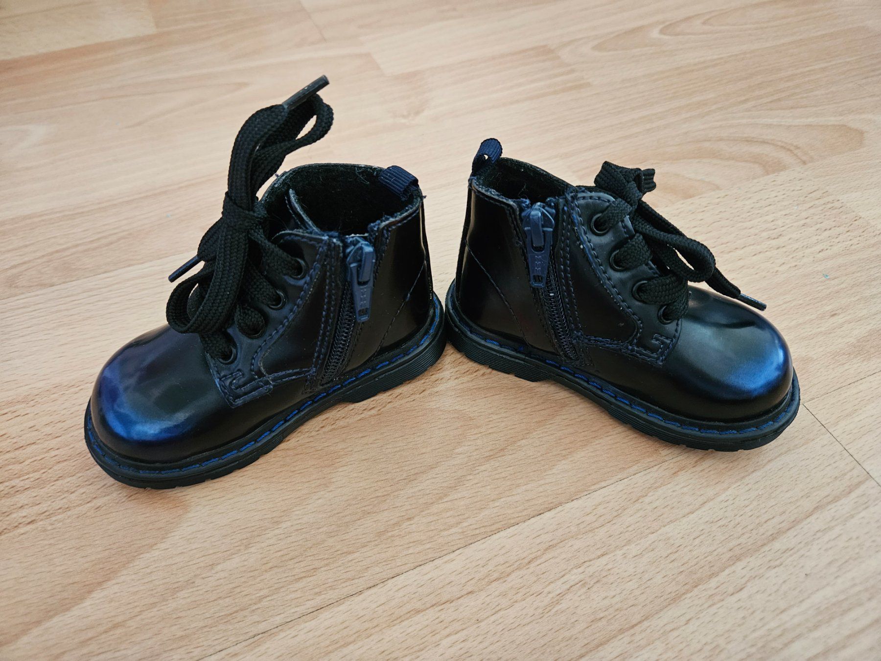 Scarpe per ragazzi: NEU Halbschuhe Gr. 20 – Nuovo (secondo la descrizione) da Zürich venduto da Kris8050 1
