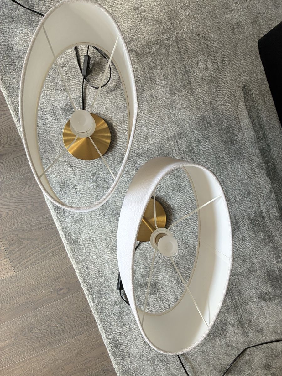 Lampade: 2 Table lamps with oval lamp shades – Usato da Zürich venduto da BobJones 8