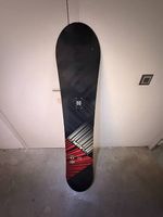 TAvola snowboard nitro 156 ottima per principianti