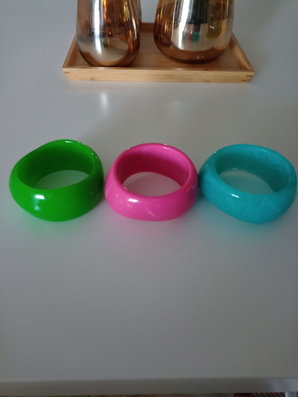 Bracciali & Braccialetti: Armreif Set: blau, grün, pink – Nuovo e nell'imballaggio originale da Winterthur venduto da Husakeva 1
