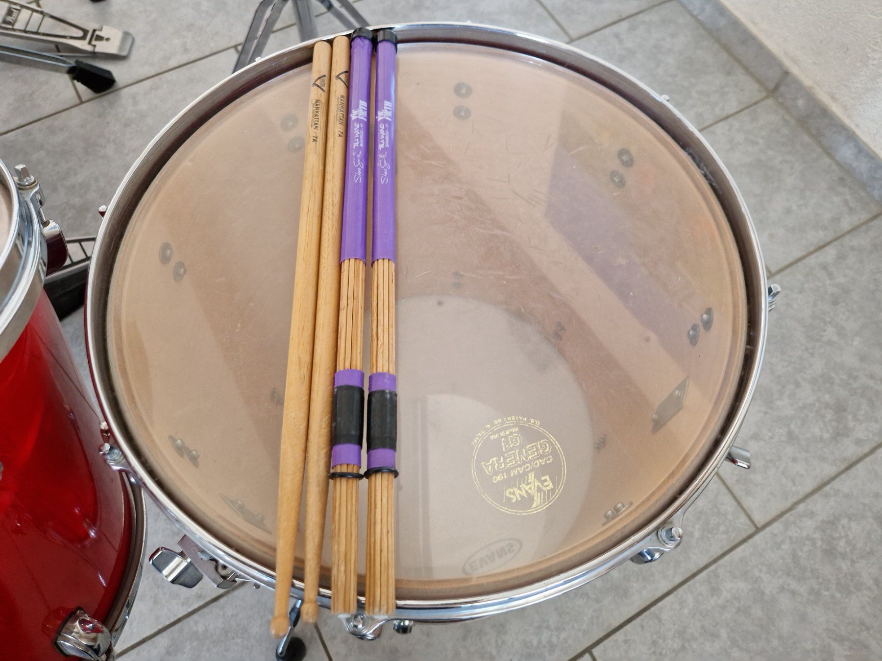 Instruments de musique: Schlagzeug – D'occasion à Leissigen par Ahousi 3