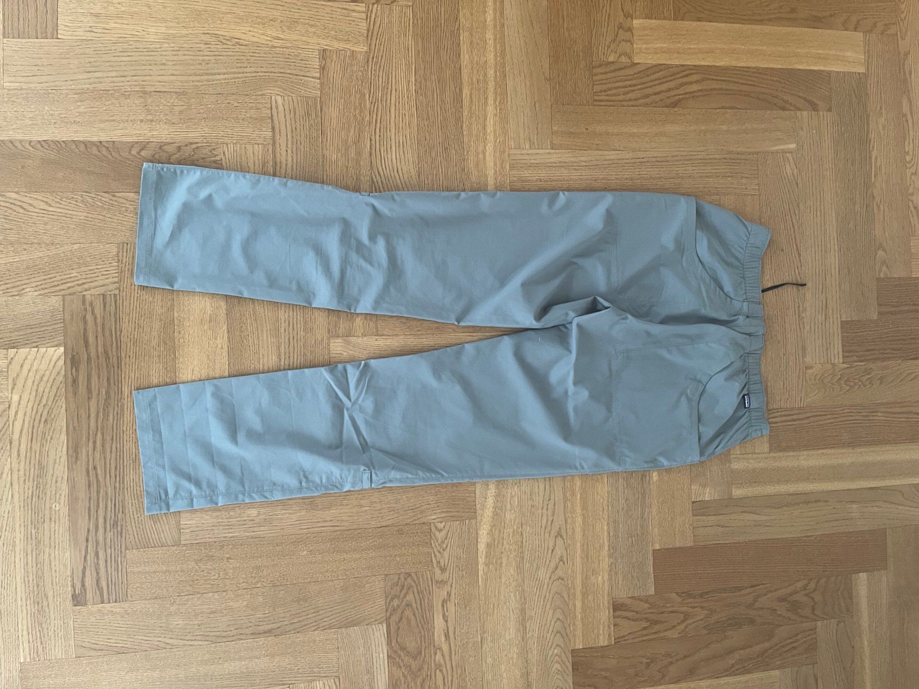 Patagonia Pantaloni: Patagonia Wanderhose grau – Usato da Zürich venduto da samatu 2