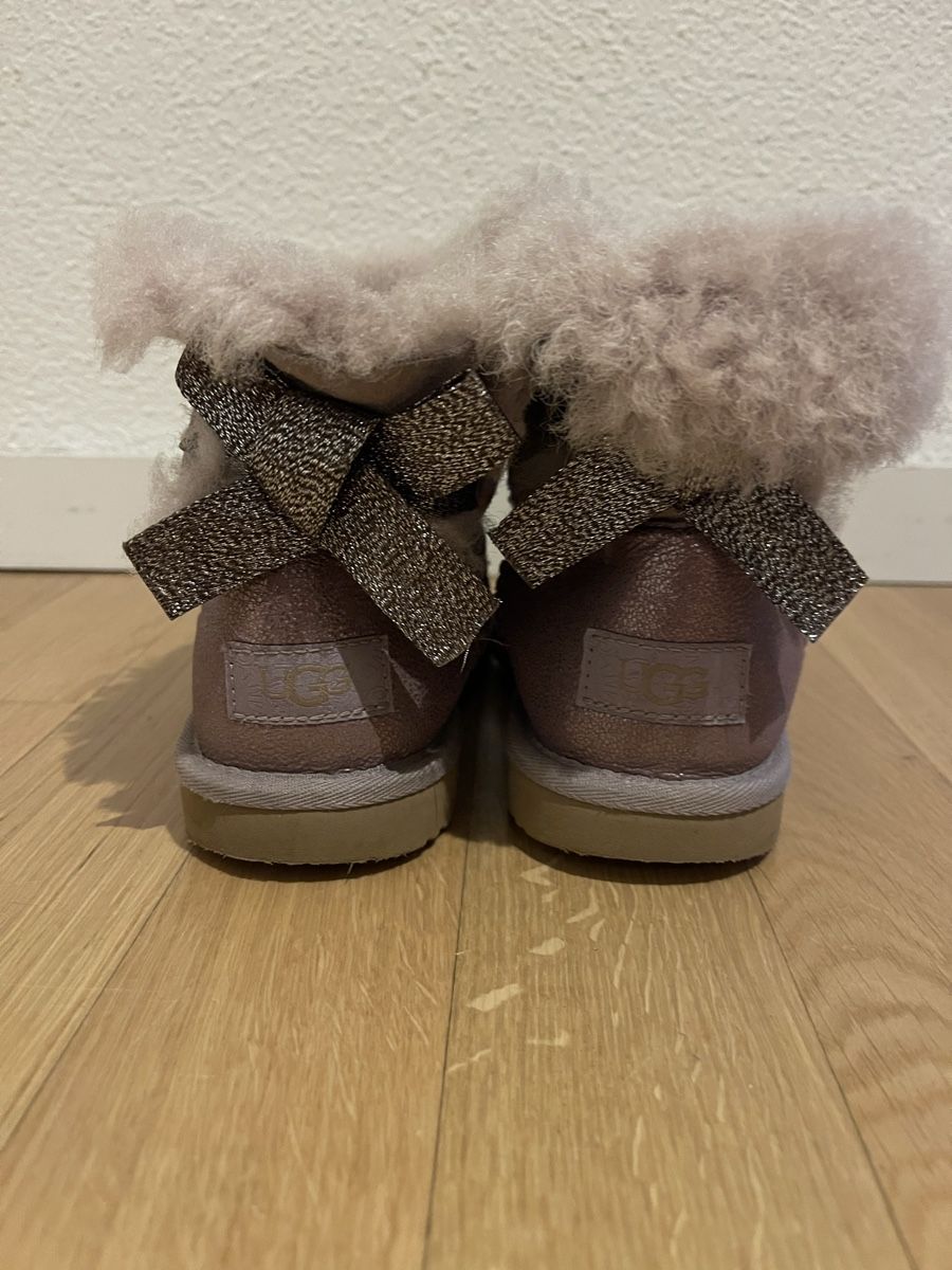 Ugg Scarpe per ragazze: UGG – Usato da Au ZH venduto da Shalima1985 1