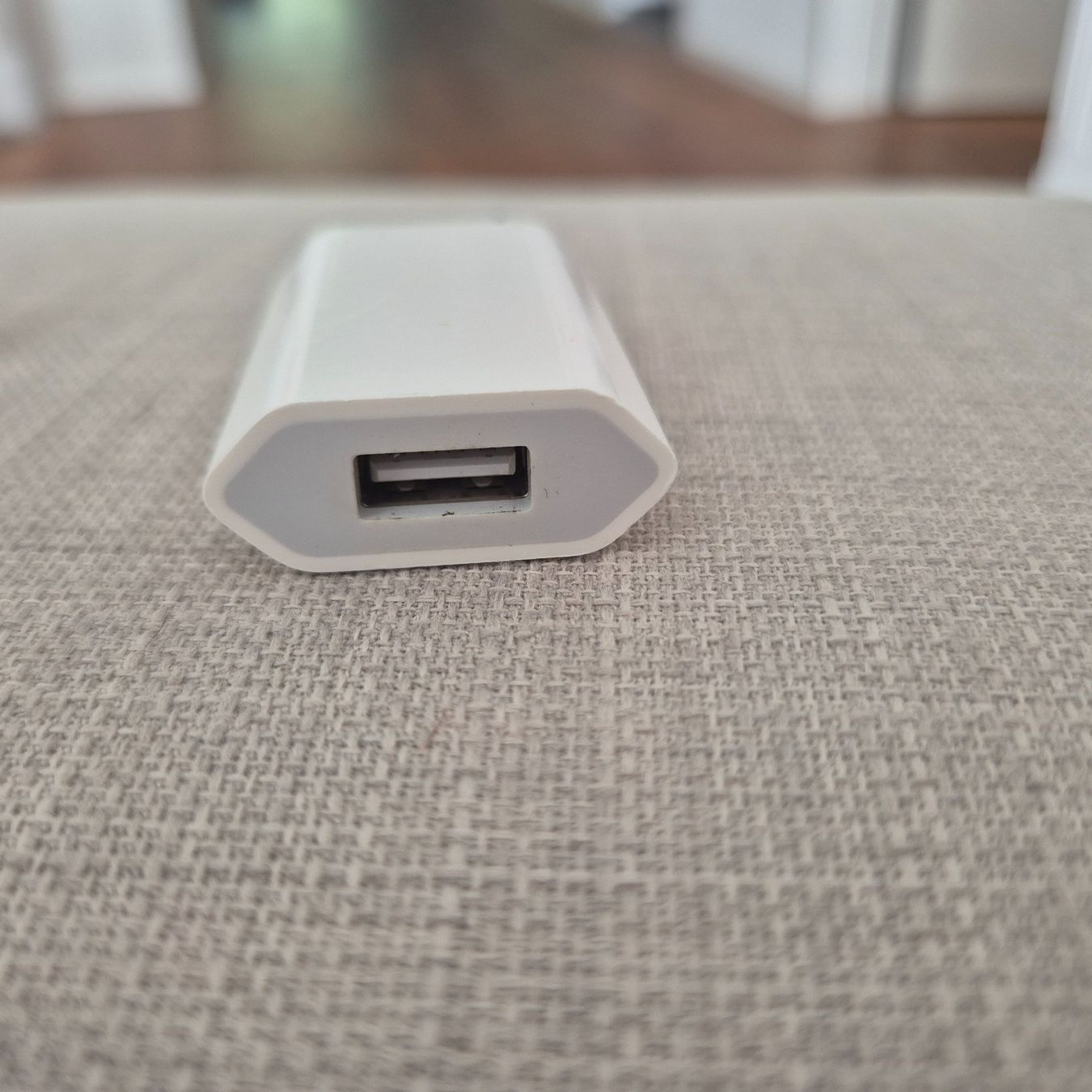 Apple Caricabatterie: Apple Adapter mit Aftermarket Kabel - USB Typ-A – Usato da Worb venduto da WatchesAndVinyl 2