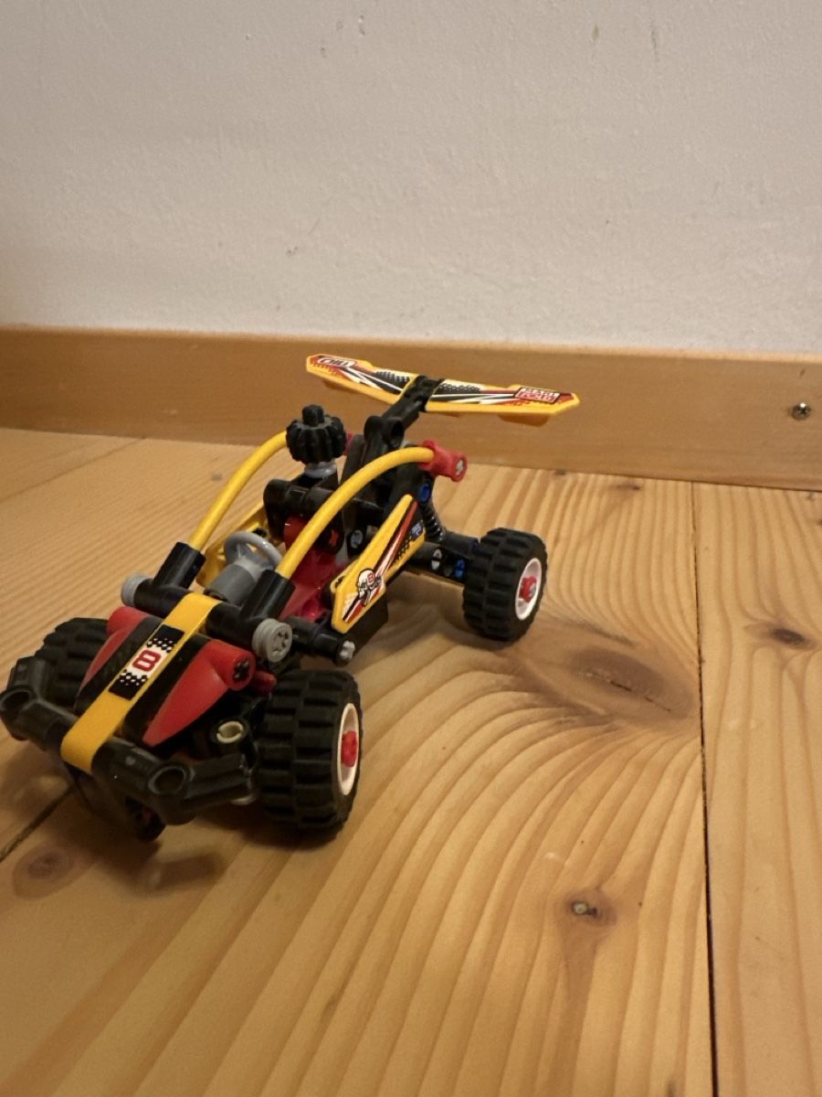 Lego Giocattoli: Lego Technik Auto  – Usato da Russikon venduto da Mimamimue