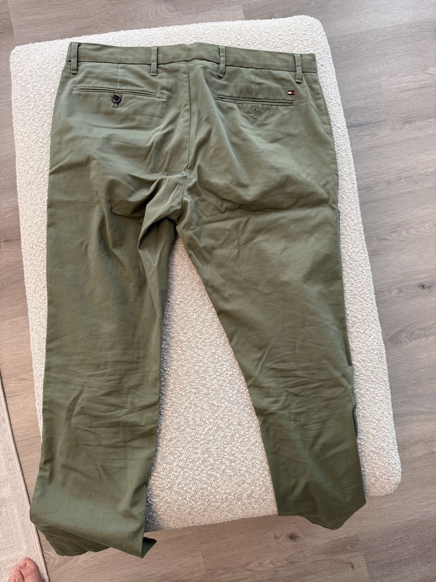 Tommy Hilfiger Pantaloni: Tommy Hilfiger Hose 32/34 – Usato da Spreitenbach venduto da Erjon_bu 1