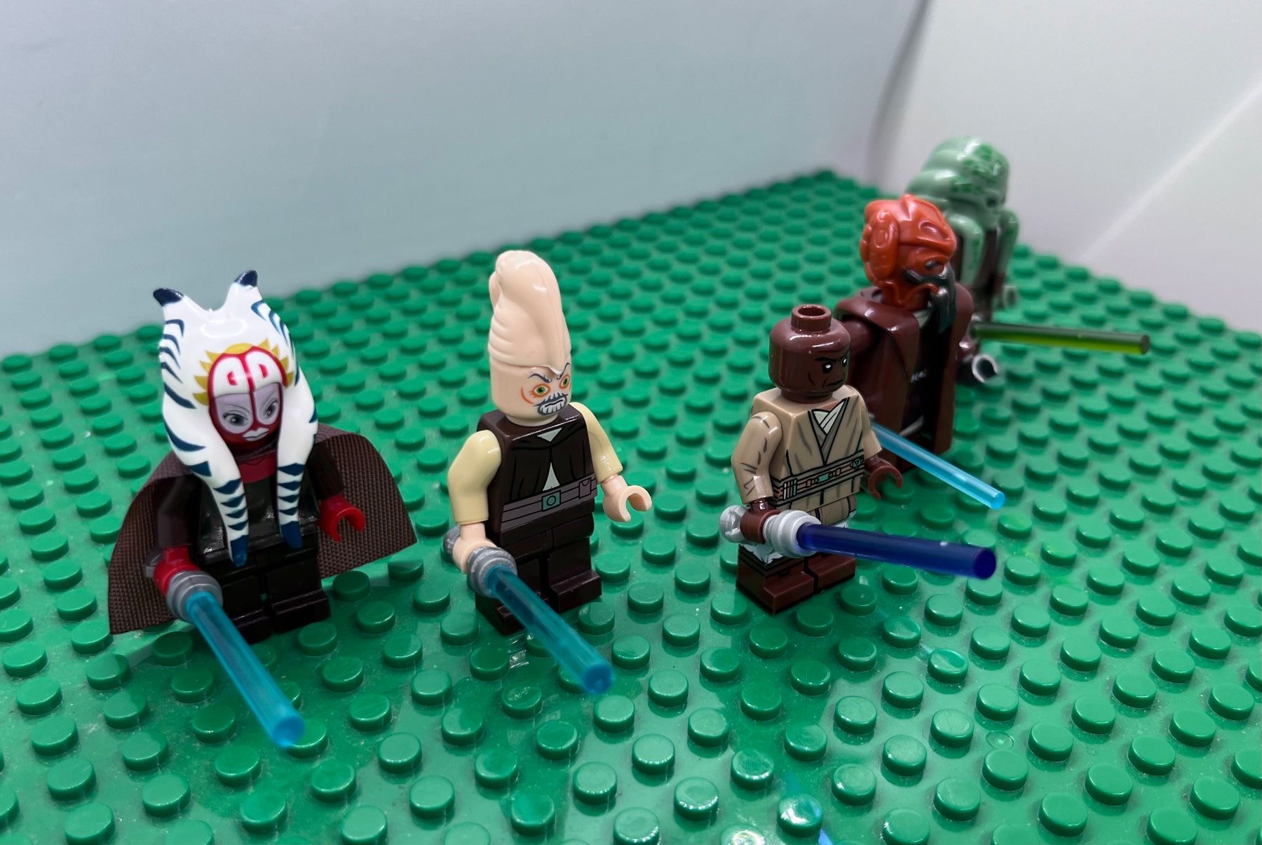 Star Wars Kit di costruzioni: Mace Windu & 4 weitere Jedi Meister Battlepack, Lego-komp. – Nuovo (secondo la descrizione) da St. Gallen venduto da Starlord77 1